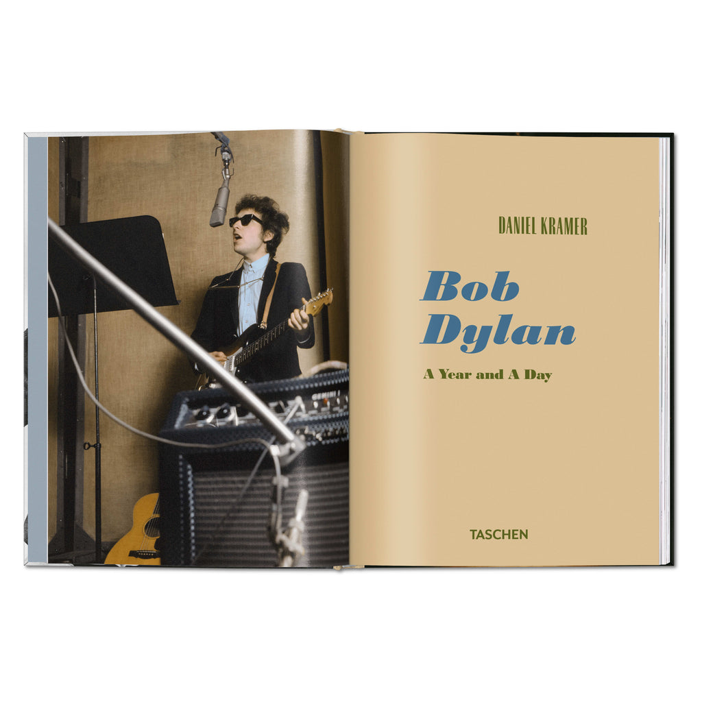 Daniel Kramer. Bob Dylan. A Year and a Day