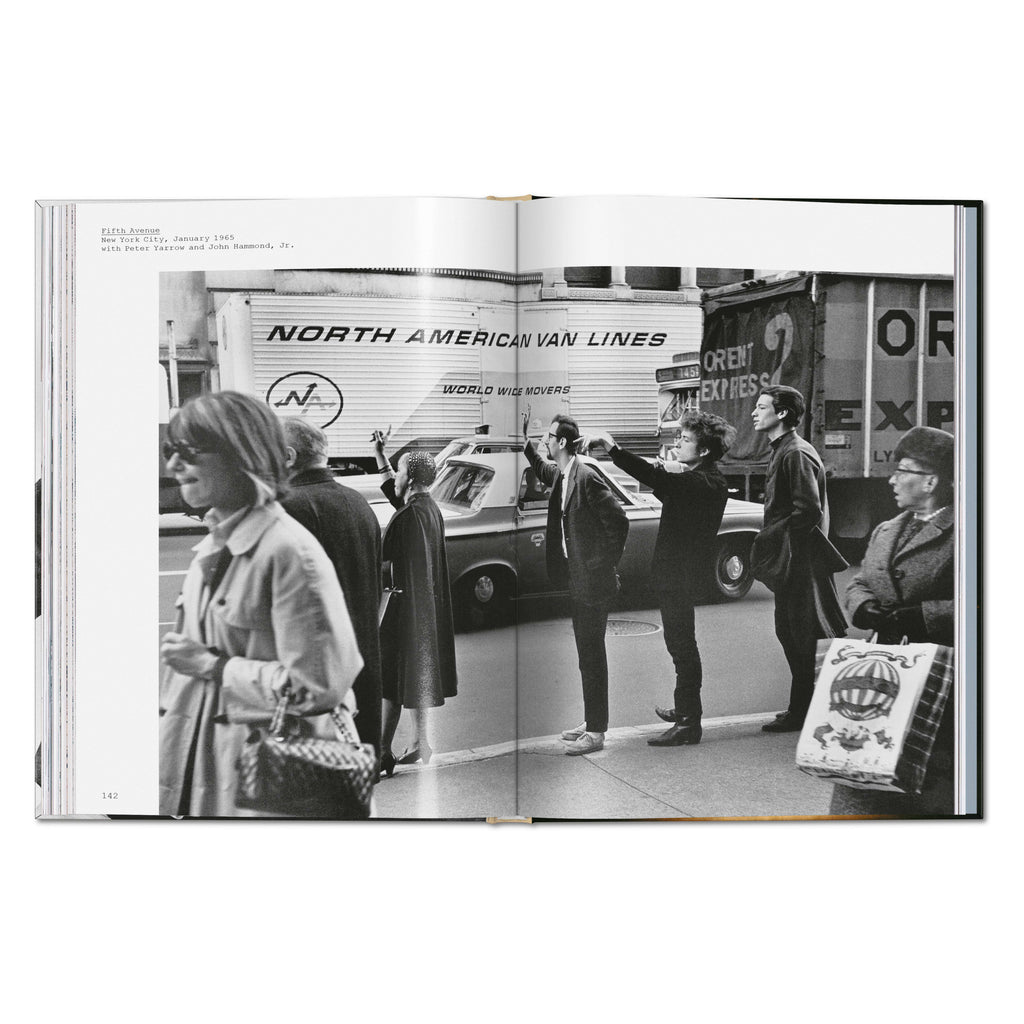 Daniel Kramer. Bob Dylan. A Year and a Day