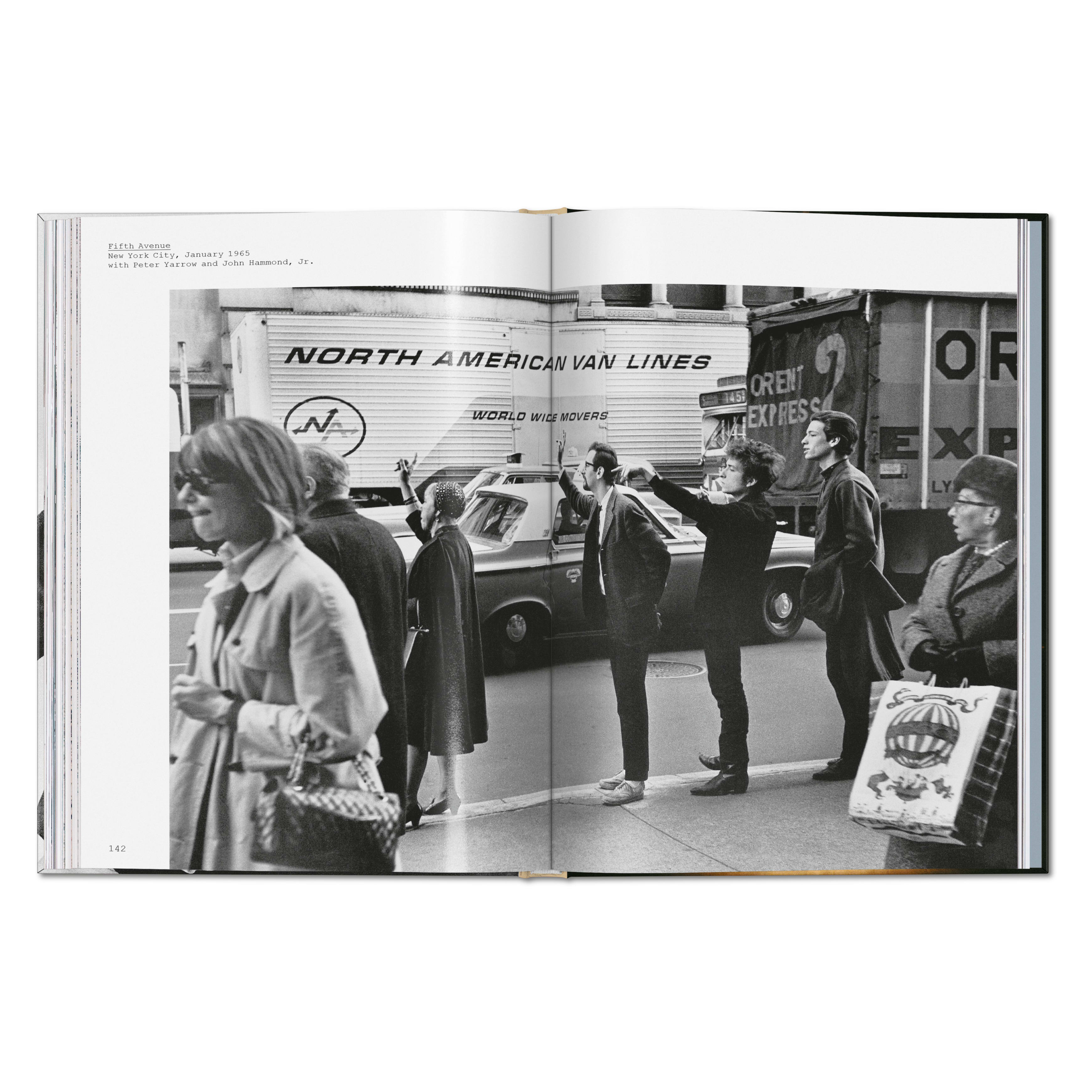 Daniel Kramer. Bob Dylan. A Year and a Day