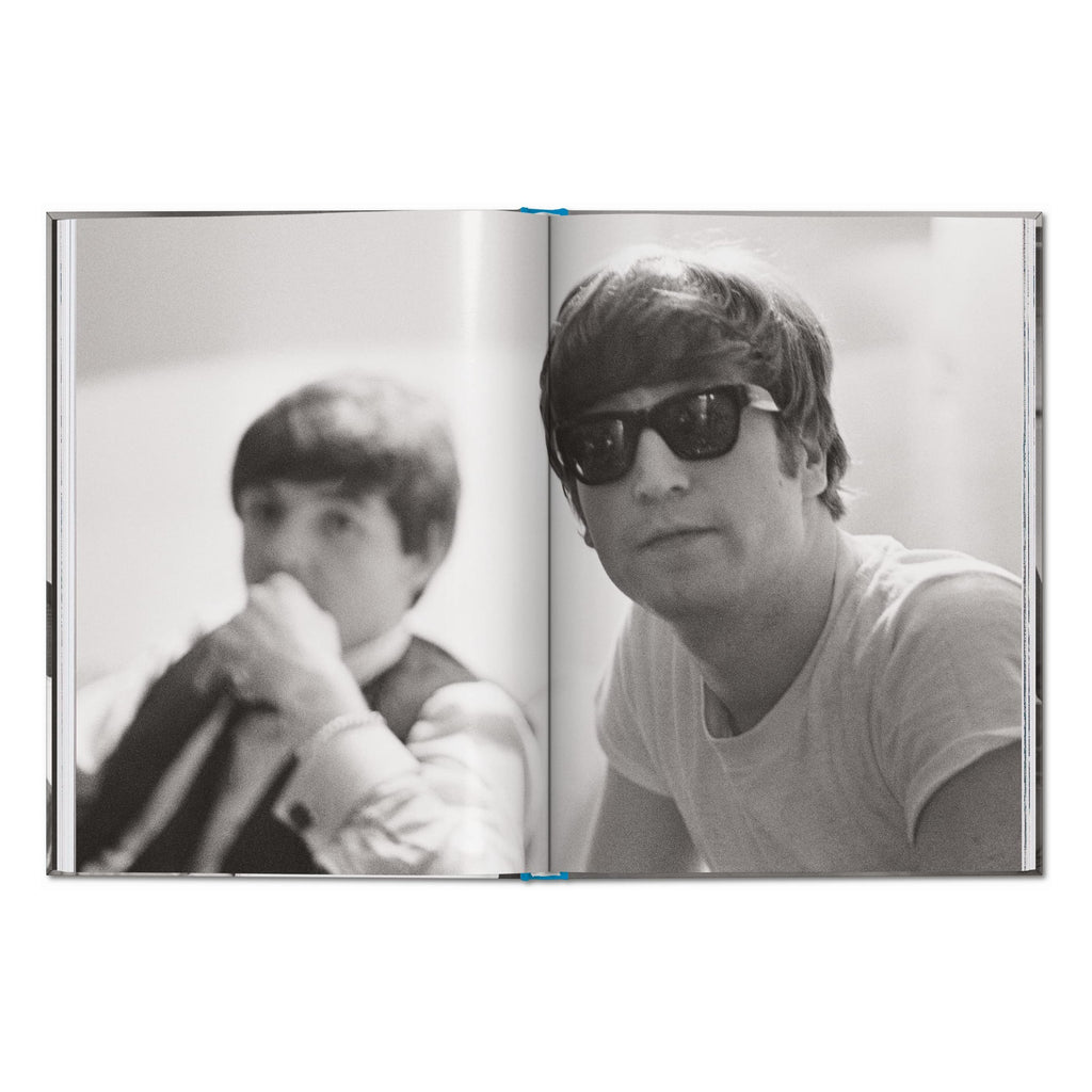 Harry Benson. The Beatles