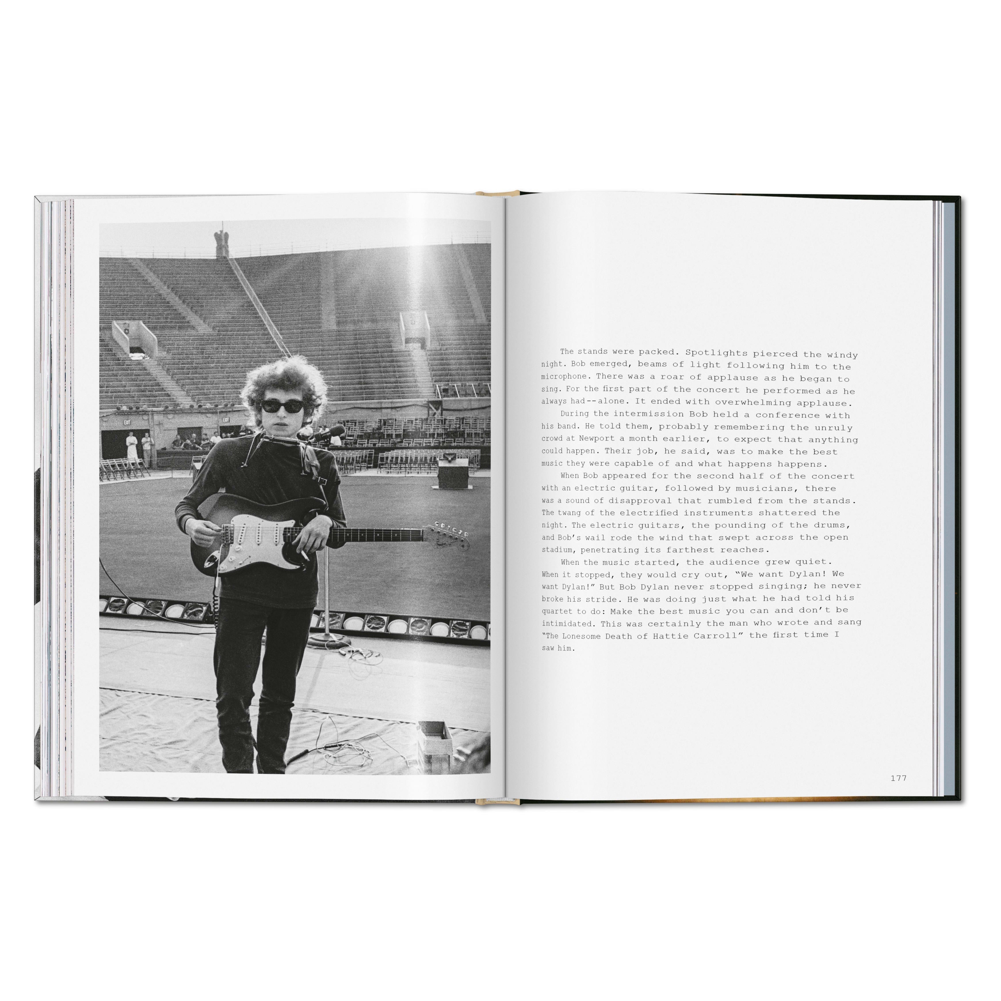 Daniel Kramer. Bob Dylan. A Year and a Day
