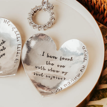 Song of Solomon Heart-Shaped Pewter Ring Dish – Bride & Groom