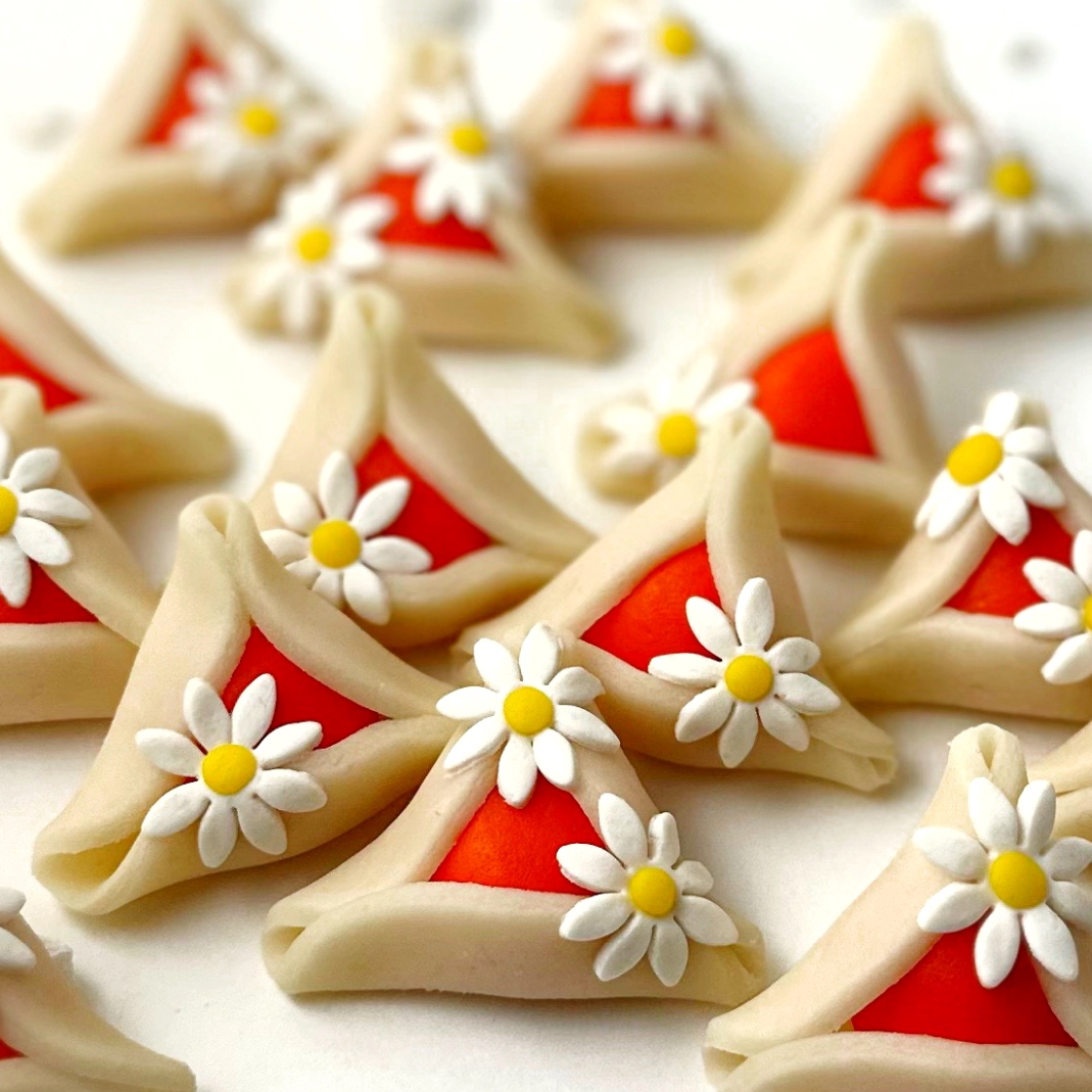 Purim Daisy Hamantaschen