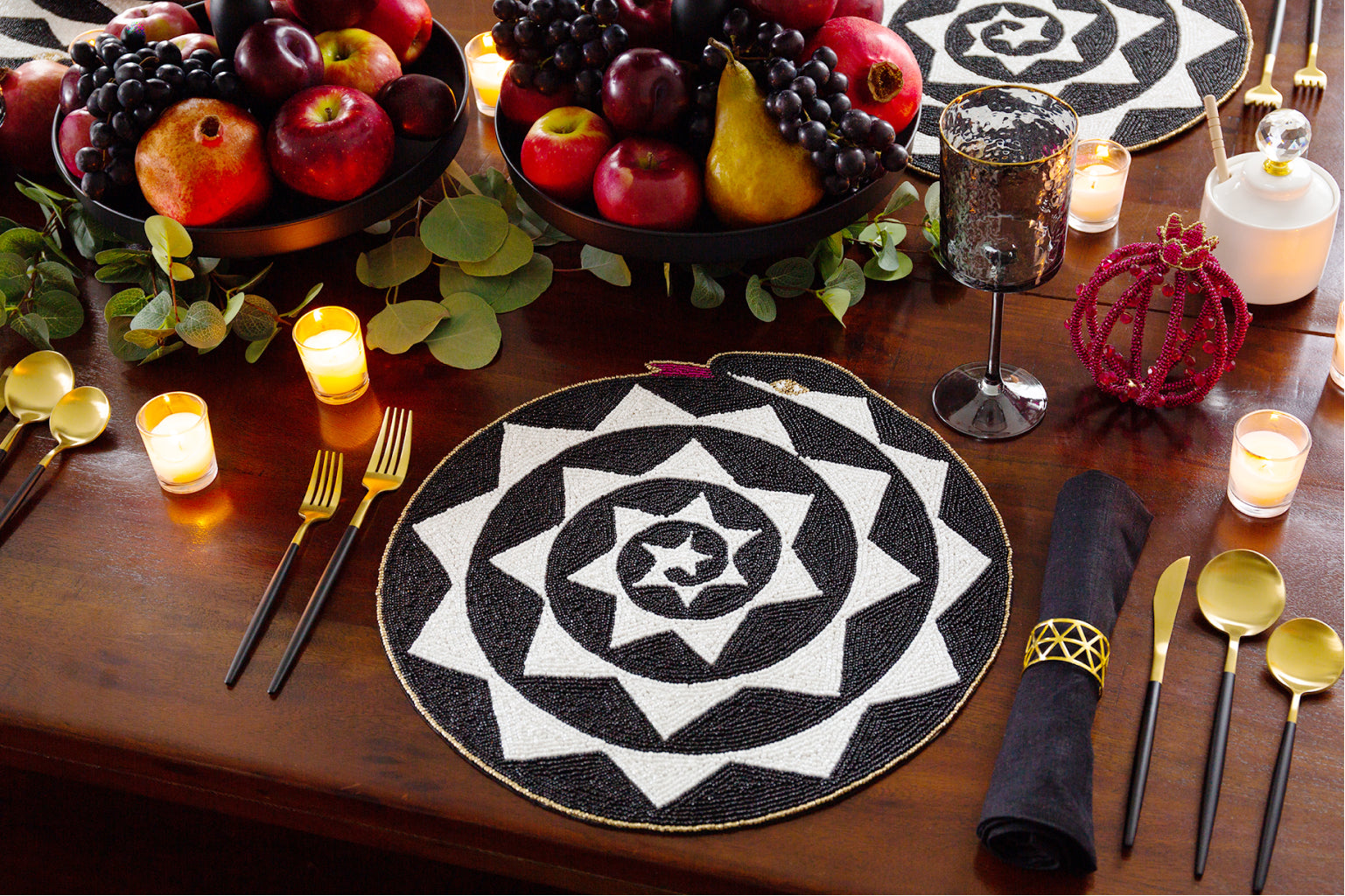 Nakasha Serpent Placemat & Tablecloth